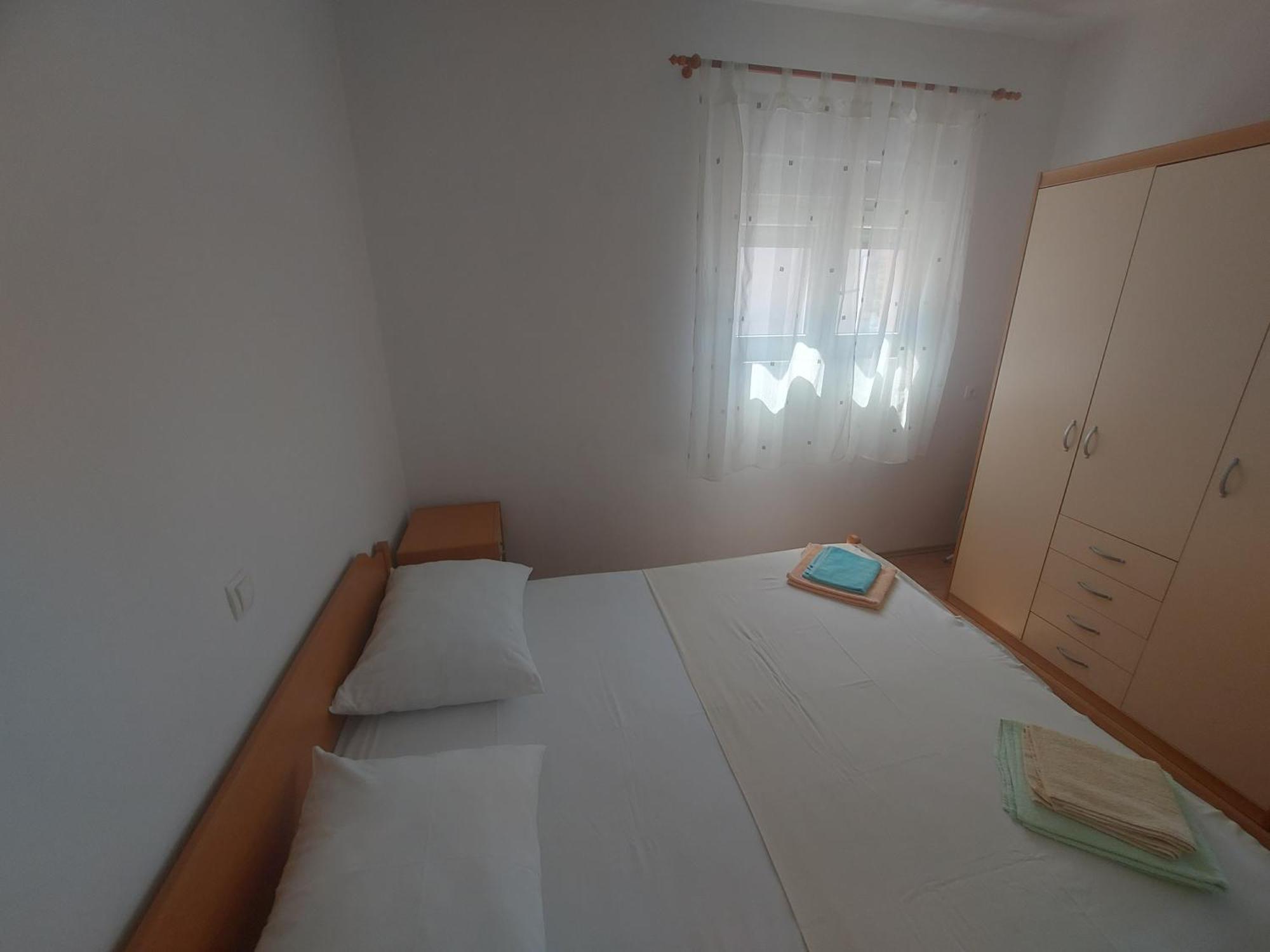 Apartments Pisac Ражань Екстер'єр фото